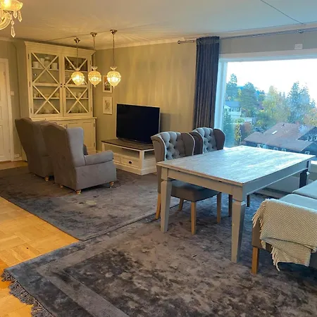 Family-friendly In - Holmenkollen Dom wakacyjny *